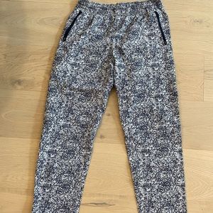 Outdoor Voices Small Track Pant